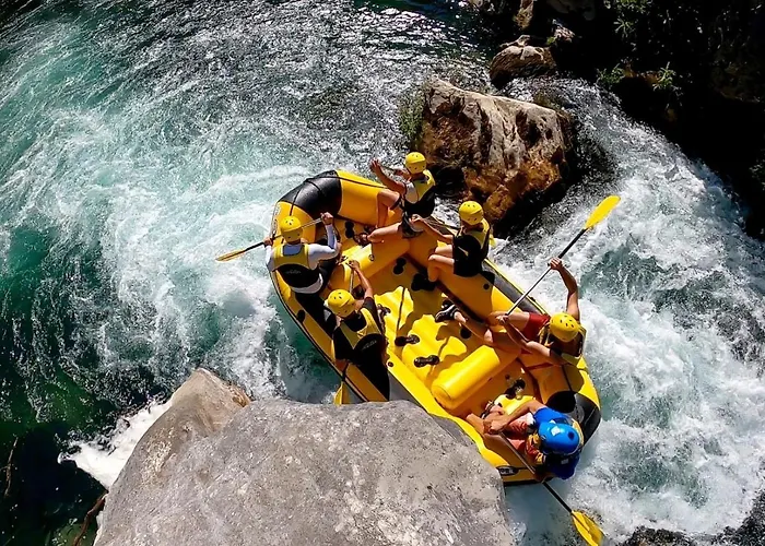 Willa Paula With 7 Bedrooms, Heated 36sqm Private Pool, Jacuzzi, Gym And Sea Views Kaštela