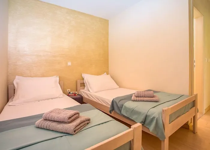 Willa Paula With 7 Bedrooms, Heated 36sqm Private Pool, Jacuzzi, Gym And Sea Views